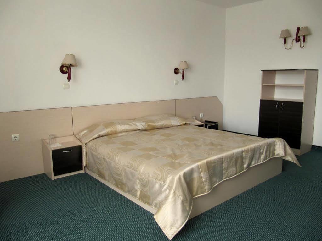 Tipchenitsa Family Hotel Lipite מראה חיצוני תמונה
